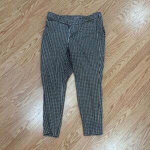 Old navy Black and White Checkered Pants